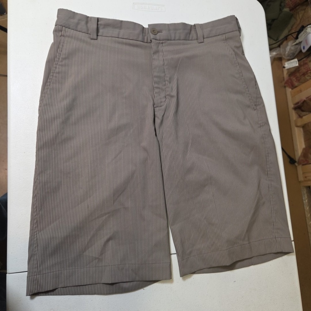 Nike Golf Shorts Mens 32 Tan Brown Striped Dri-Fit Performance Stretch Casual Go